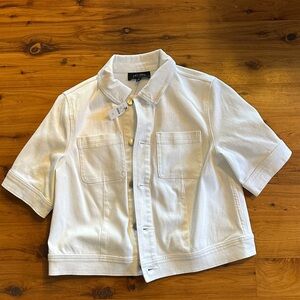 NWT Brand new, never worn Talbots short sleeve white denim jacket. Size XS.